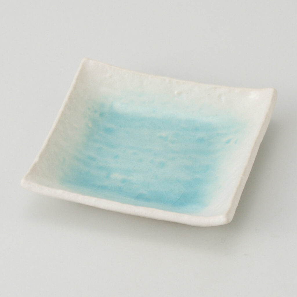 白流水スカイブルー 正角小皿