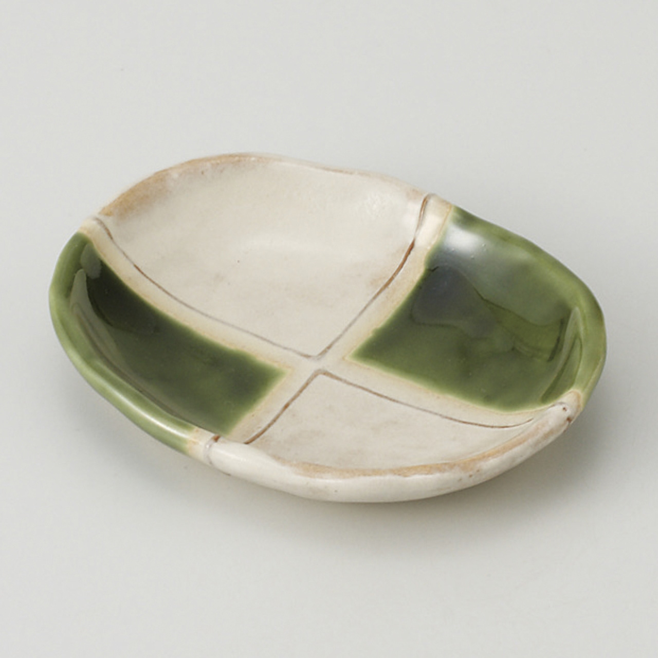 オリベ市松 小判小皿