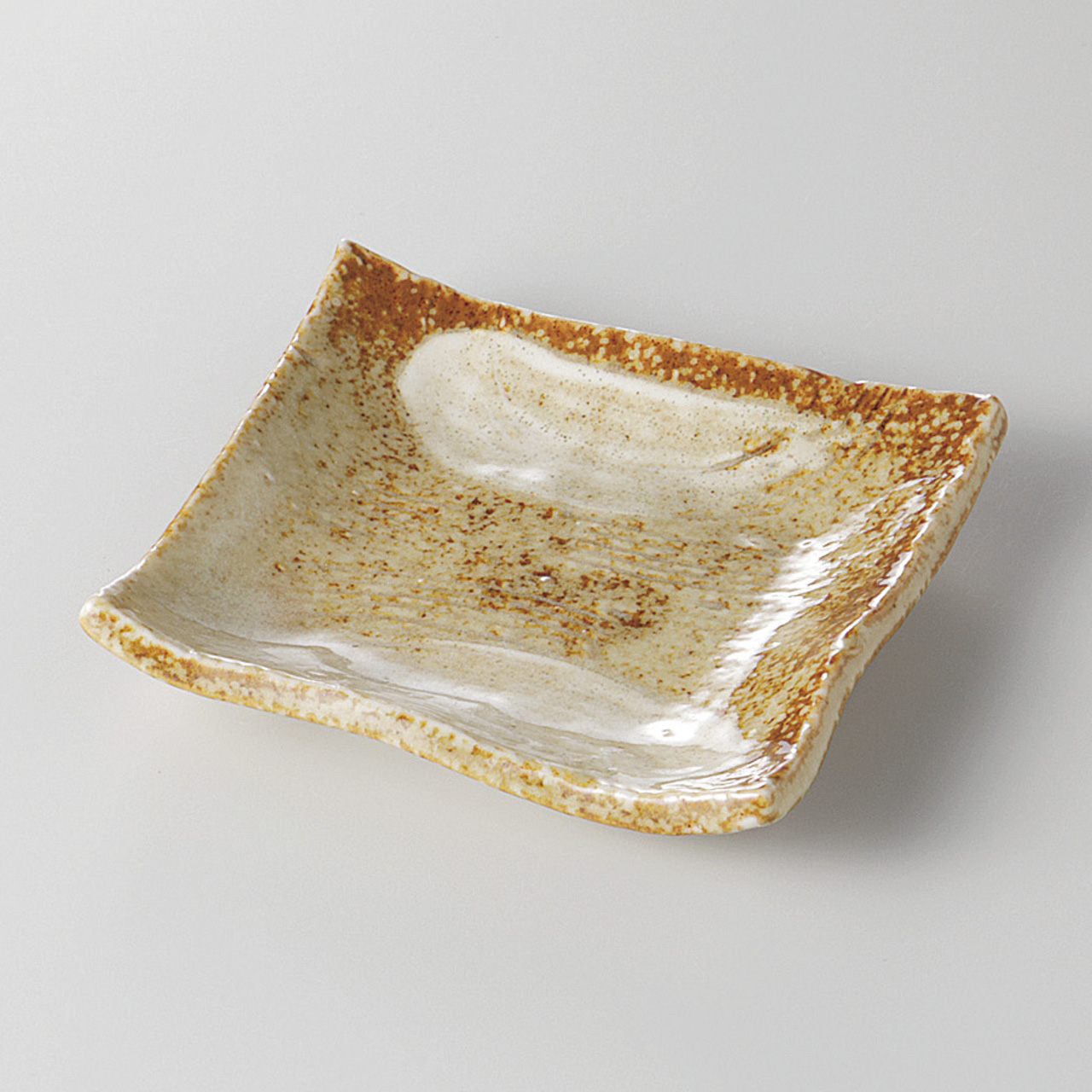 黄灰釉 角小皿