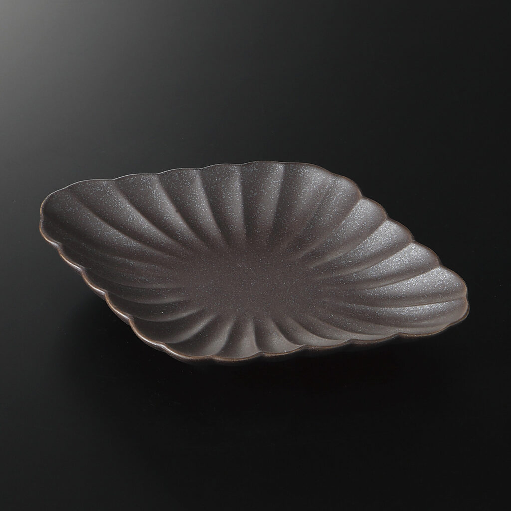 いぶし 菱菊小皿