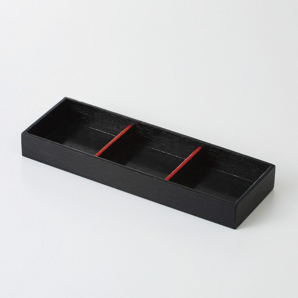 黒塗箱 三ツ切