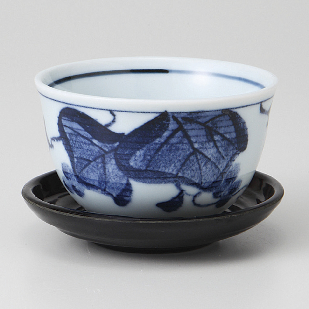 （P）乱彫茶托