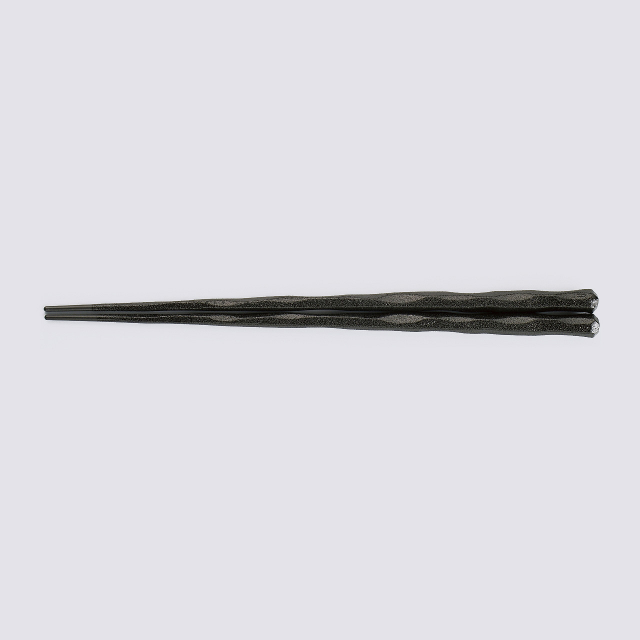 24cm六角一刀彫箸 黒乾漆（2回塗）